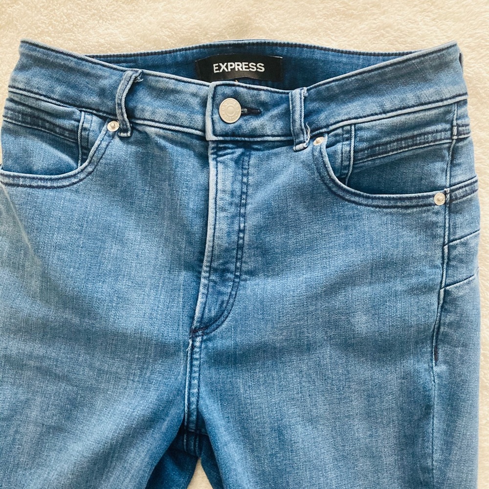 Super High Rise Legging Jean ❤️